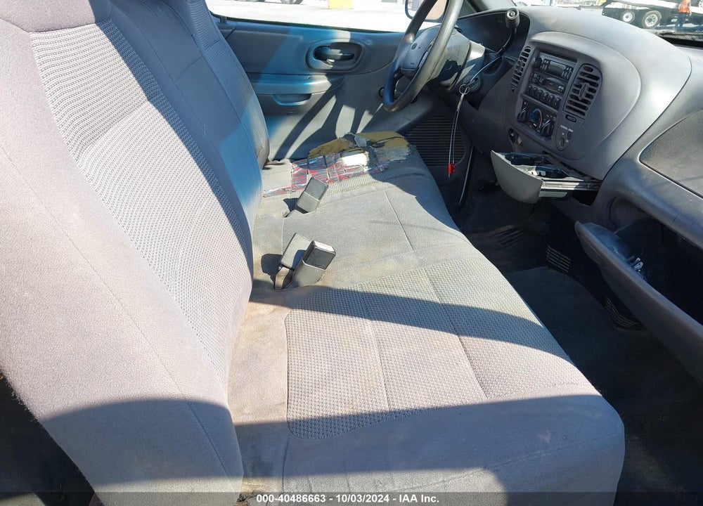 2002 FORD F-150 XL/XLT VIN: 1FTRF17222NA83388