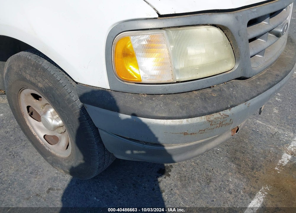 2002 FORD F-150 XL/XLT VIN: 1FTRF17222NA83388