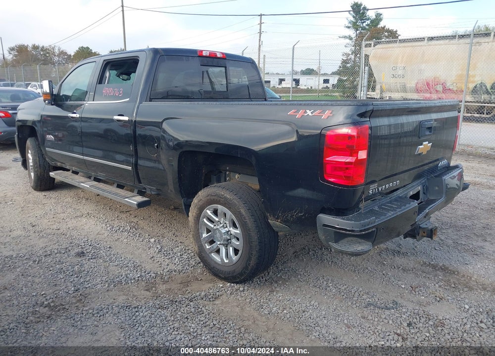 2018 CHEVROLET SILVERADO 3500HD HIGH COUNTRY VIN: 1GC4K1EY2JF240357