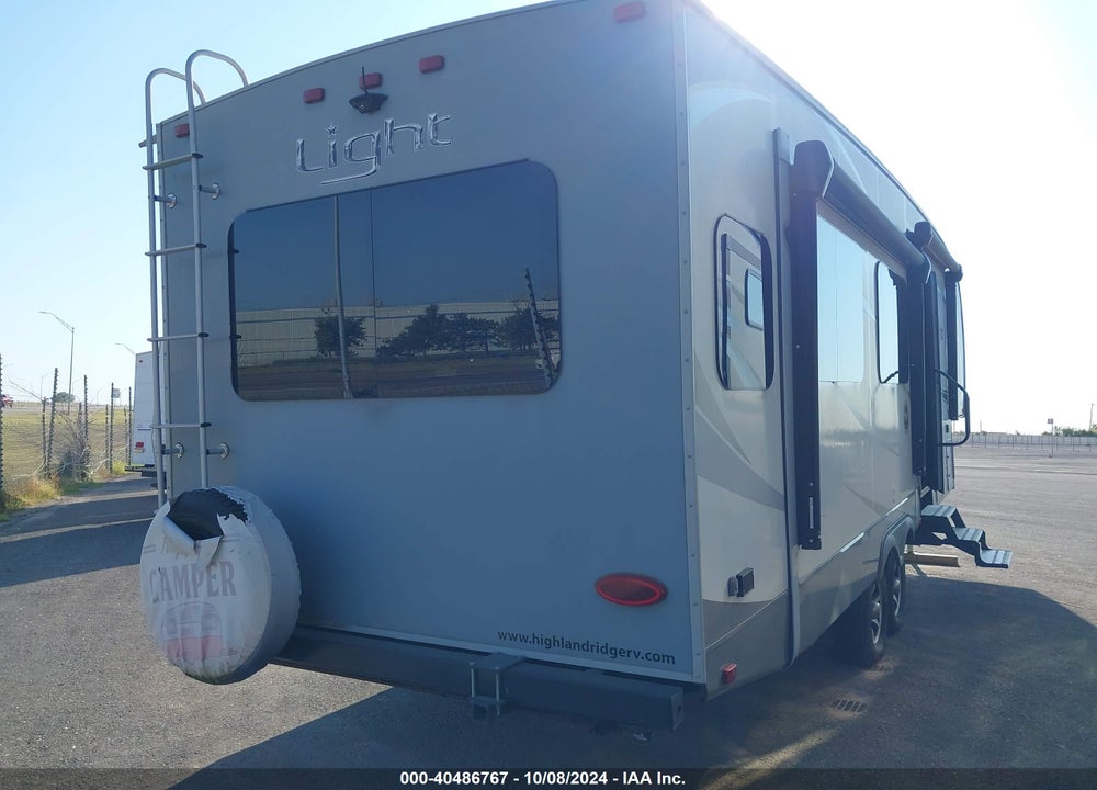2018 HIGHLAND RIDGE OPEN RANGE 291RLS VIN: 58TCH0BP1J3LJ3084