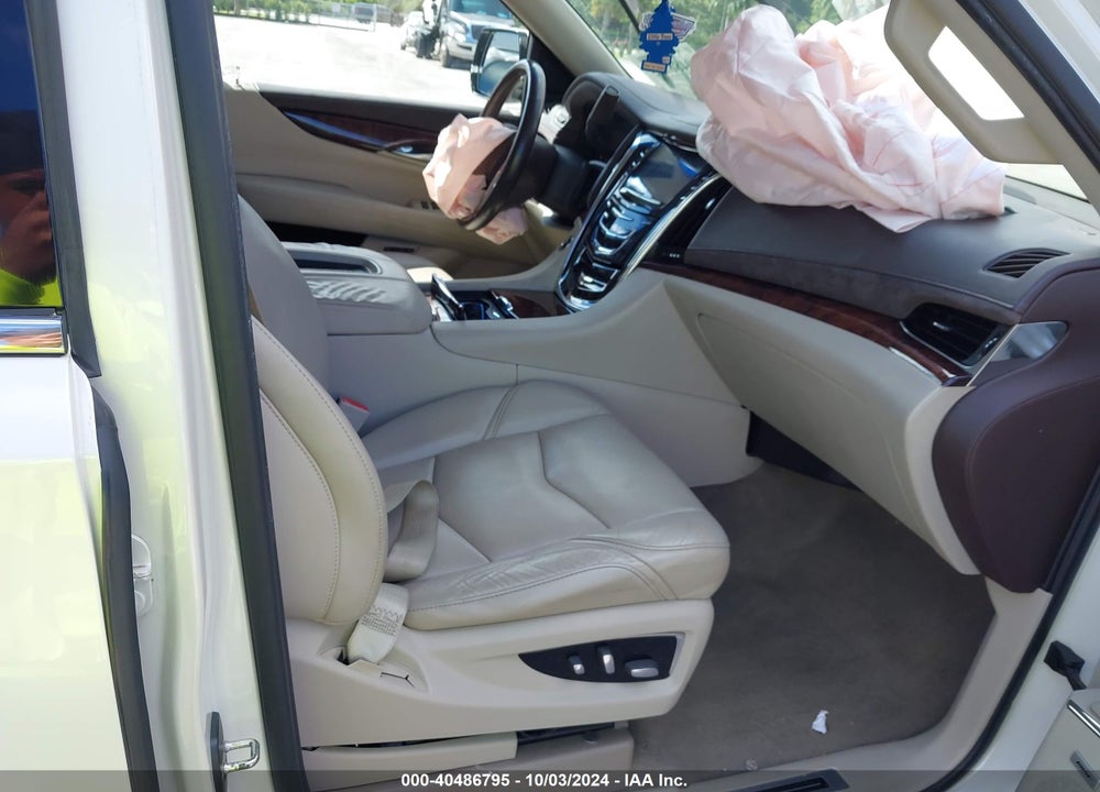 2015 CADILLAC ESCALADE ESV PREMIUM VIN: 1GYS4TKJ7FR719832
