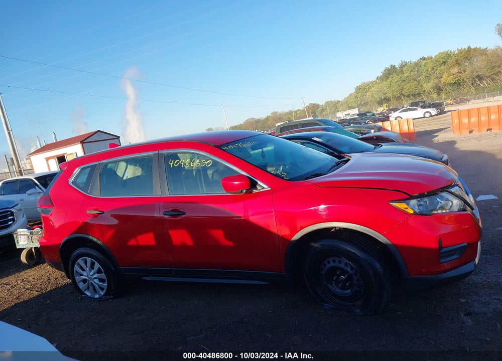2017 NISSAN ROGUE S VIN: 5N1AT2MV2HC843927