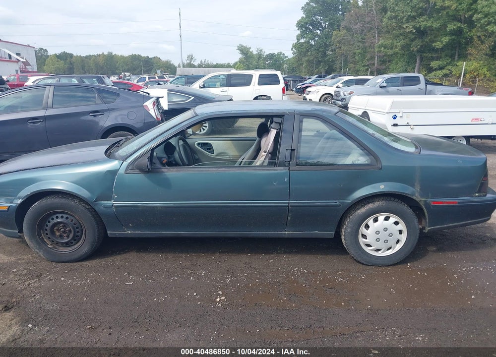 1996 CHEVROLET BERETTA VIN: 1G1LV15M9TY121107