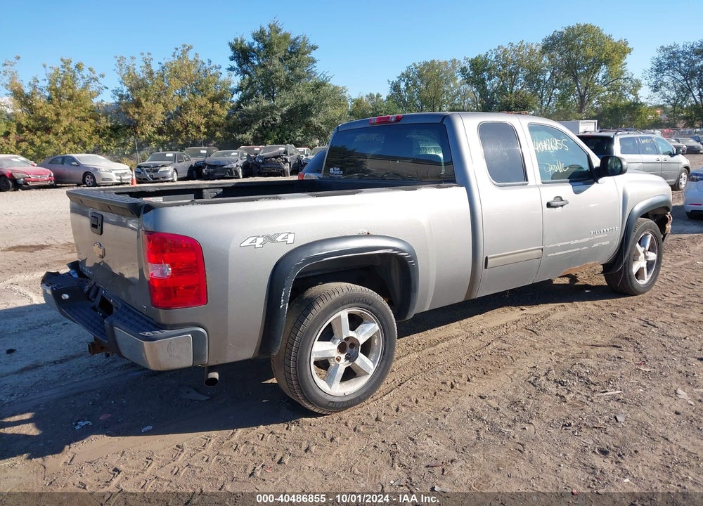 2009 CHEVROLET SILVERADO 1500 LT VIN: 1GCEK29039Z167525