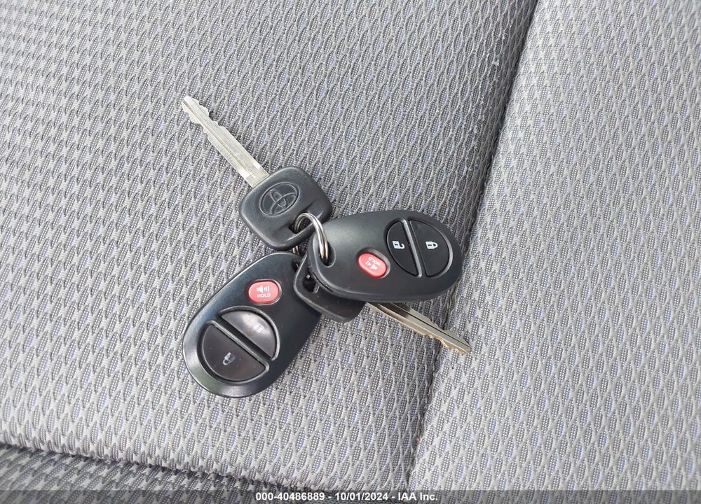 2009 TOYOTA TACOMA VIN: 5TETX22N79Z624064