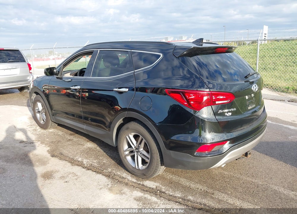 2017 HYUNDAI SANTA FE SPORT 2.4L VIN: 5NMZUDLB8HH013235