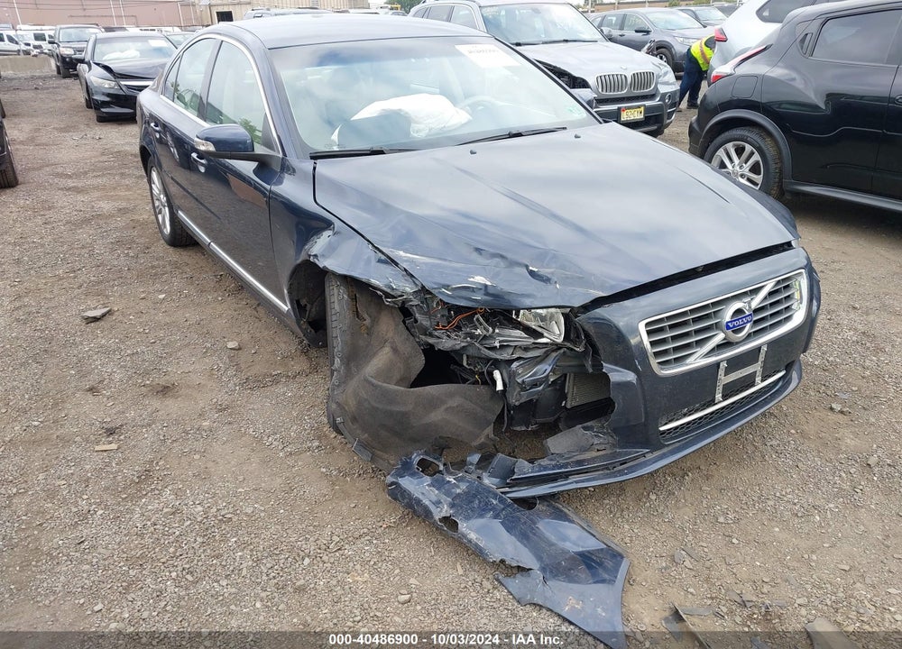 2010 VOLVO S80 3.2 VIN: YV1960AS1A1118828