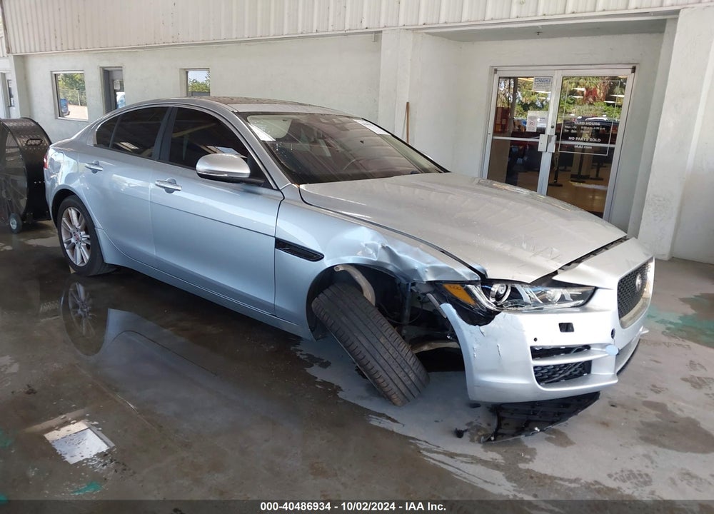 2017 JAGUAR XE 25T PREMIUM VIN: SAJAD4BG7HA955136