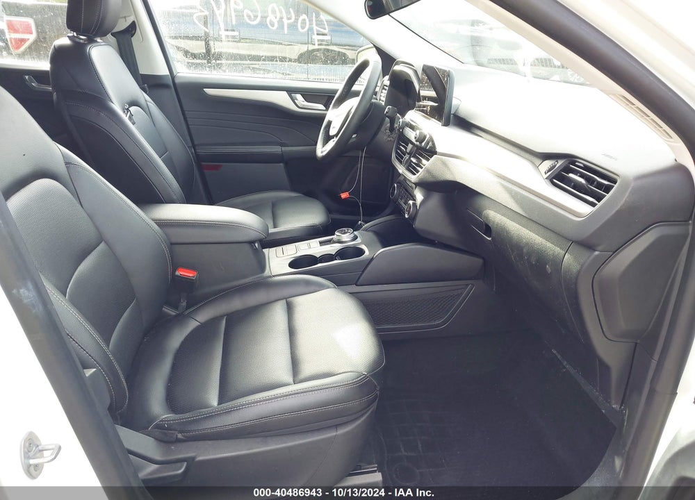 2022 FORD ESCAPE SEL VIN: 1FMCU0H64NUB52613