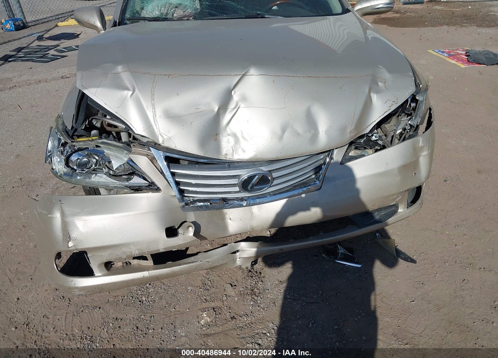 2011 LEXUS ES VIN: JTHBK1EG5B2414900