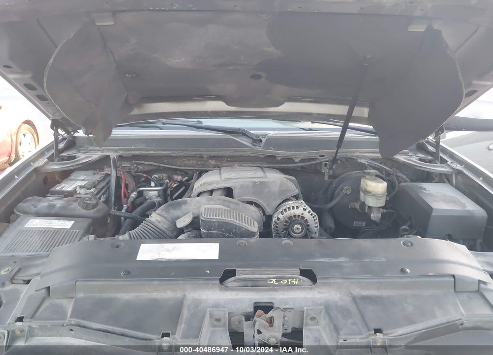 2008 CHEVROLET TAHOE LT VIN: 1GNFC13088R250863