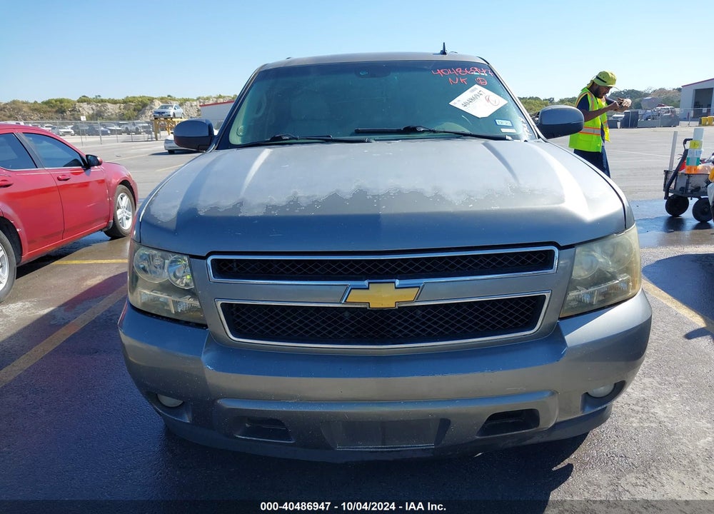 2008 CHEVROLET TAHOE LT VIN: 1GNFC13088R250863