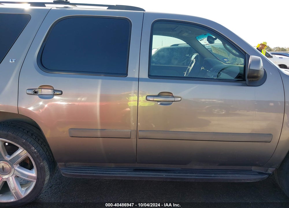 2008 CHEVROLET TAHOE LT VIN: 1GNFC13088R250863