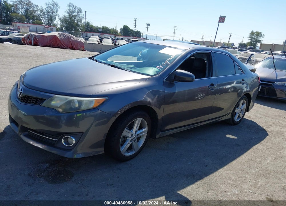2014 TOYOTA CAMRY SE VIN: 4T1BF1FKXEU800323
