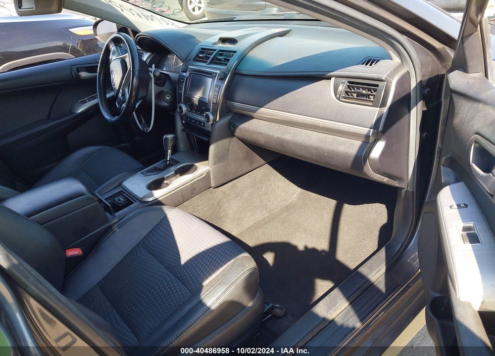 2014 TOYOTA CAMRY SE VIN: 4T1BF1FKXEU800323