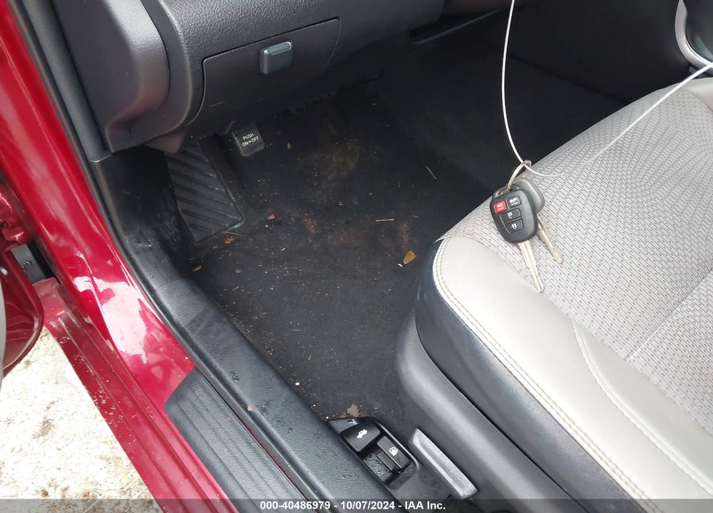 2017 TOYOTA CAMRY SE VIN: 4T1BF1FK0HU643177