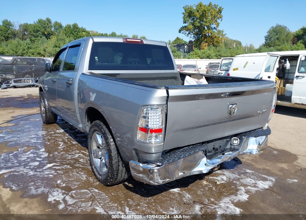 2019 RAM 1500 CLASSIC TRADESMAN 4X4 5'7 BOX VIN: 3C6RR7KT1KG725979
