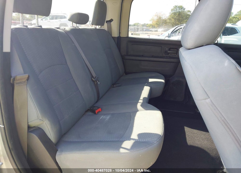 2019 RAM 1500 CLASSIC TRADESMAN 4X4 5'7 BOX VIN: 3C6RR7KT1KG725979