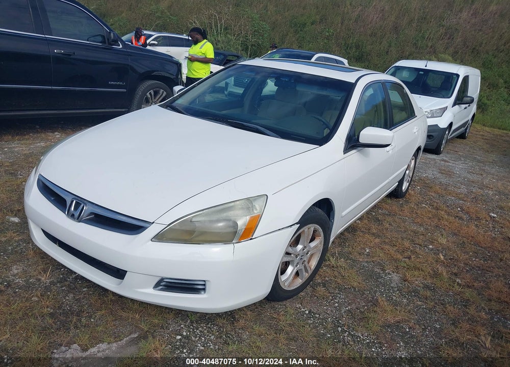 2007 HONDA ACCORD 2.4 EX VIN: 1HGCM56767A137677