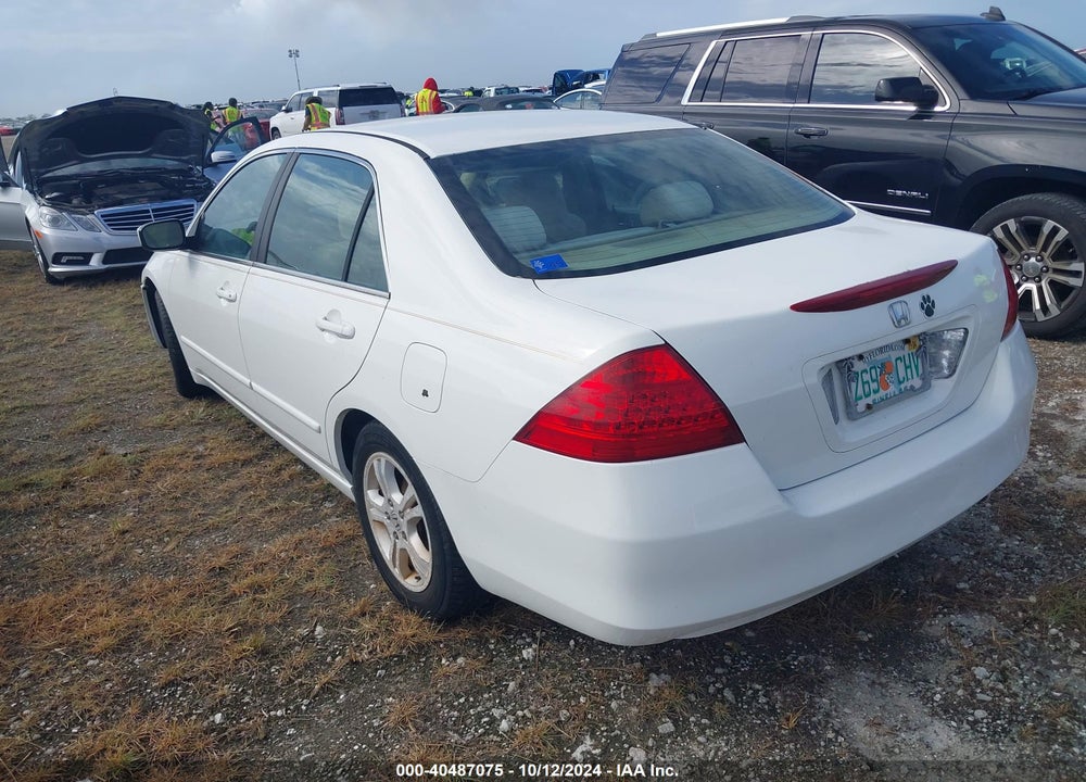 2007 HONDA ACCORD 2.4 EX VIN: 1HGCM56767A137677