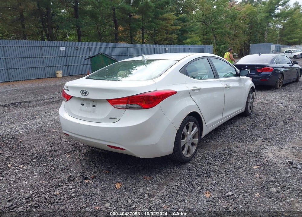 2011 HYUNDAI ELANTRA LIMITED VIN: 5NPDH4AE4BH049137