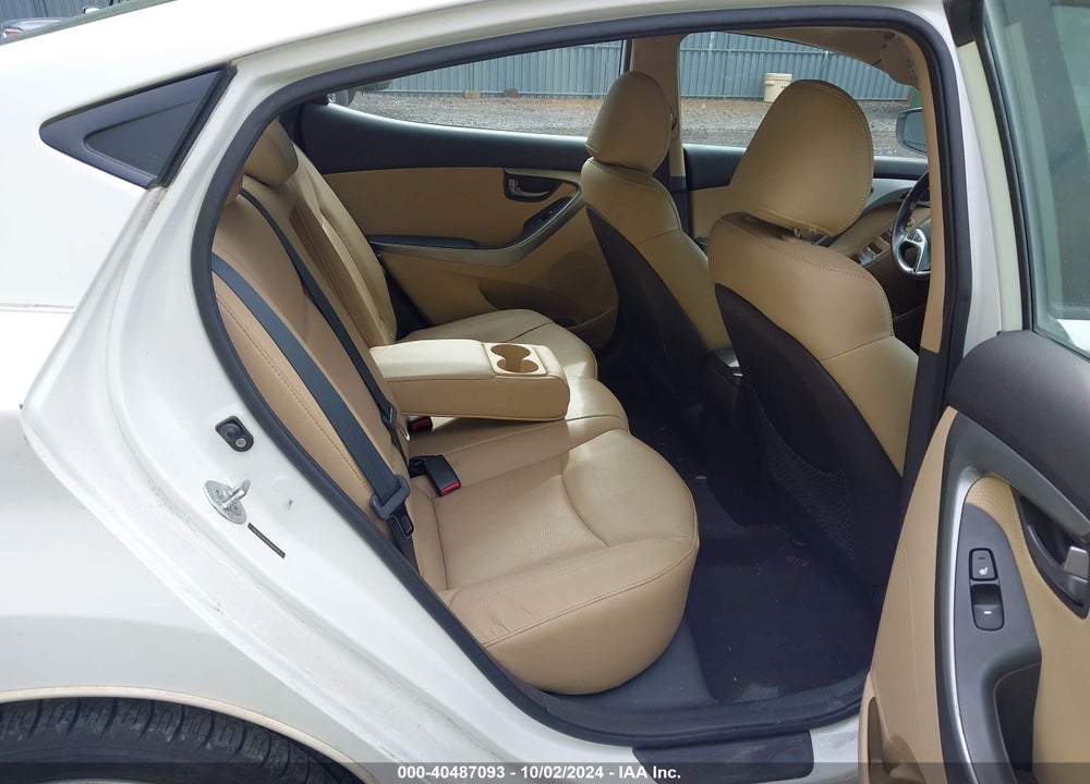 2011 HYUNDAI ELANTRA LIMITED VIN: 5NPDH4AE4BH049137
