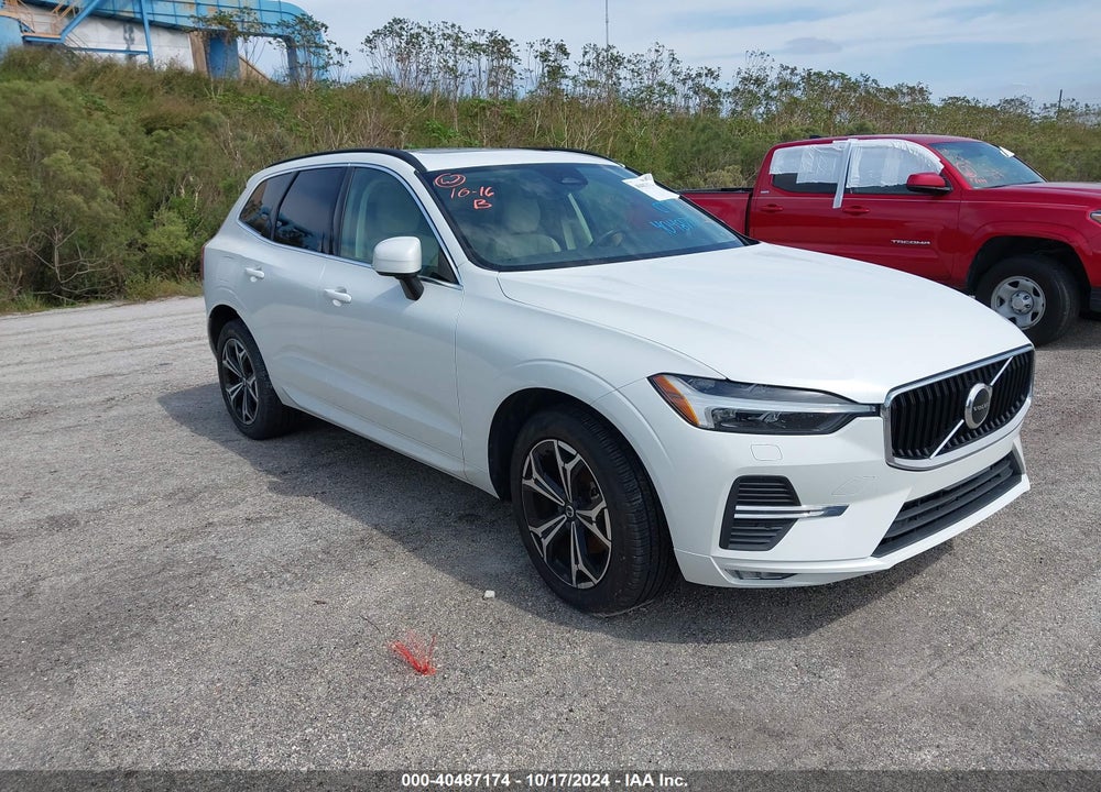 2022 VOLVO XC60 B5 MOMENTUM VIN: YV4L12RK1N1944981