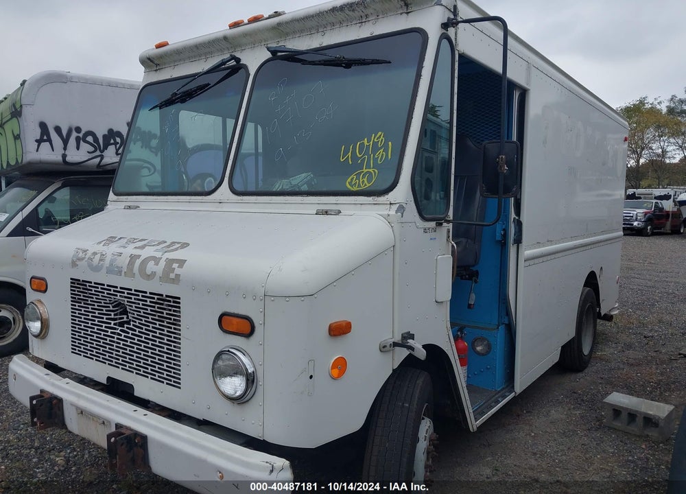 2007 WORKHORSE CUSTOM CHASSIS COMMERCIAL CHASSIS W42 VIN: 5B4KPD2U973422486