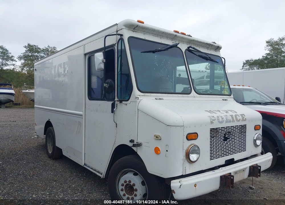 2007 WORKHORSE CUSTOM CHASSIS COMMERCIAL CHASSIS W42 VIN: 5B4KPD2U973422486