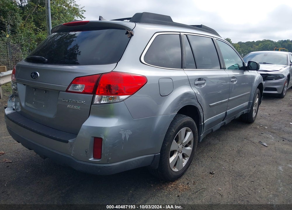 2011 SUBARU OUTBACK 2.5I LIMITED VIN: 4S4BRBKC8B3386889