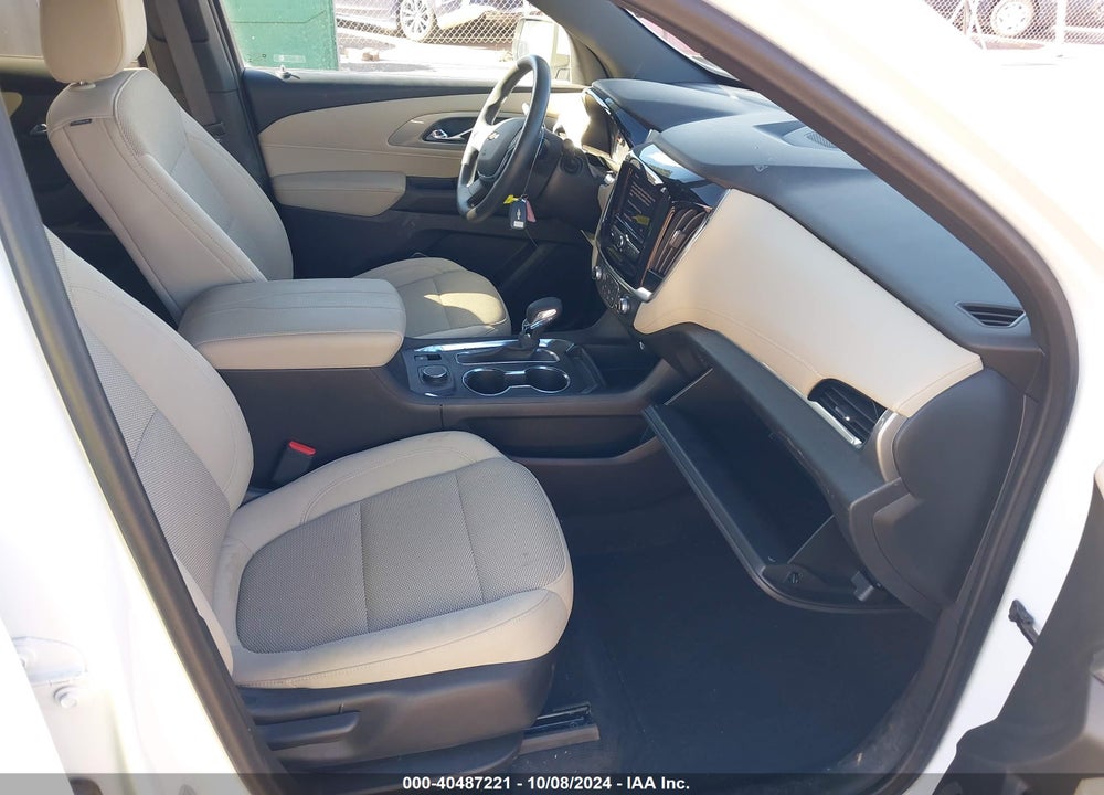 2022 CHEVROLET TRAVERSE FWD 1FL VIN: 1GNERLKW6NJ174243