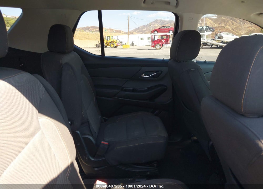 2019 CHEVROLET TRAVERSE 1LT VIN: 1GNERGKW5KJ175063
