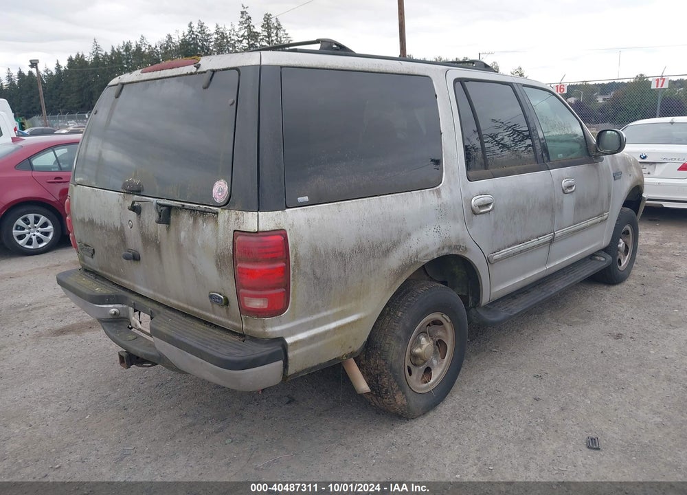 1998 FORD EXPEDITION EDDIE BAUER/XLT VIN: 1FMRU18W8WLB10632