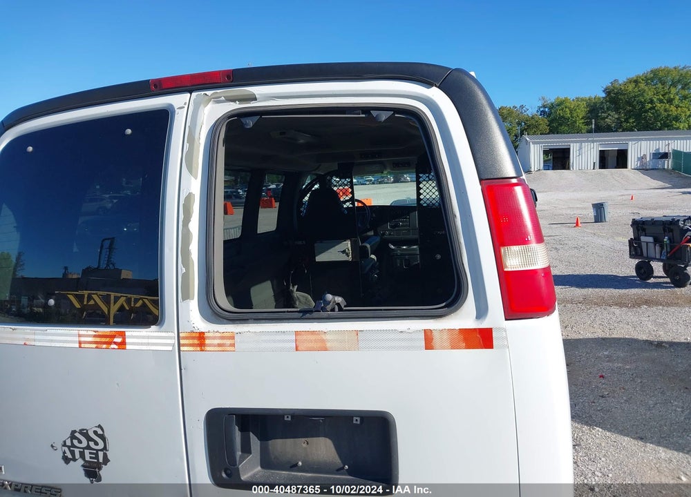 2008 CHEVROLET EXPRESS YF7 UPFITTER VIN: 1GBFG154281190241