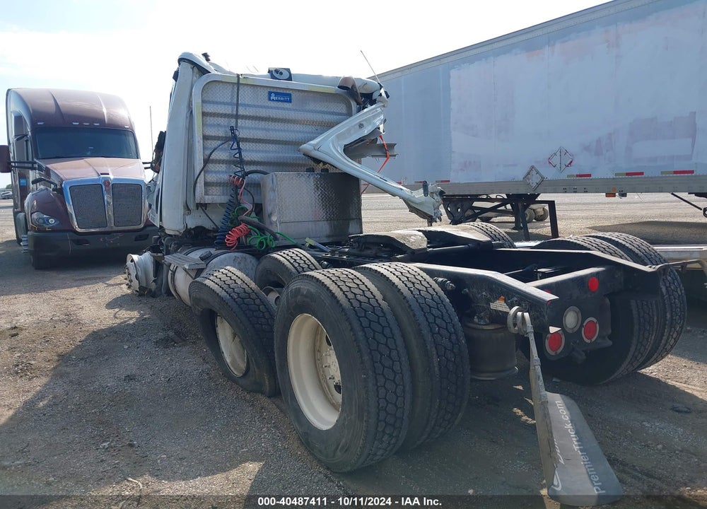 2015 FREIGHTLINER CASCADIA 125 VIN: 3AKJGEBG3FDGM2389