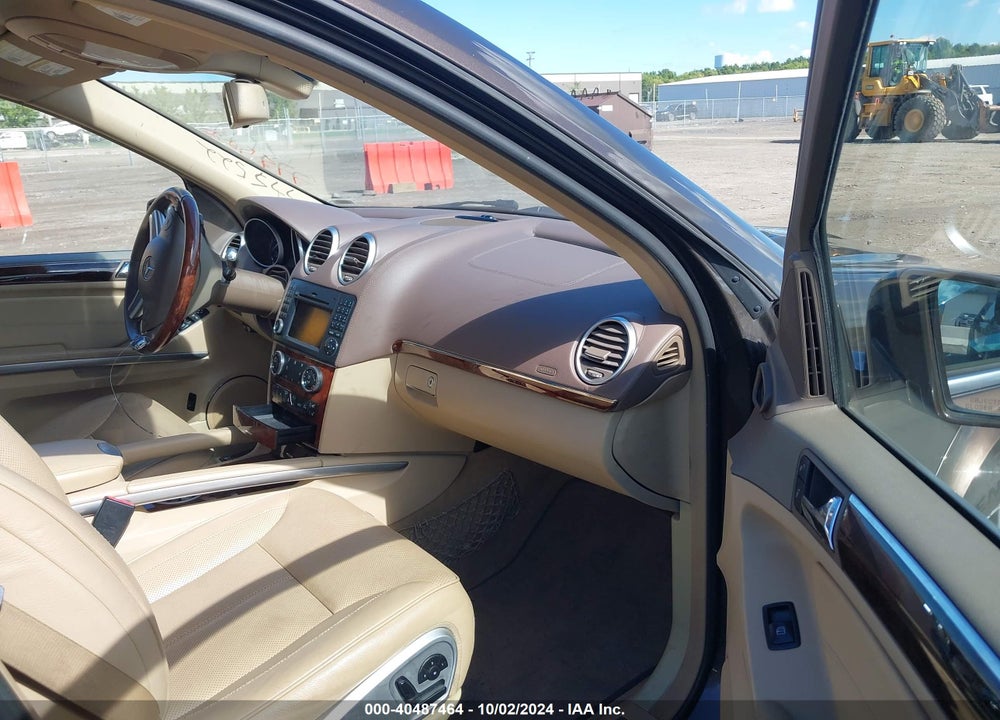2012 MERCEDES-BENZ GL 550 4MATIC VIN: 4JGBF8GEXCA775522