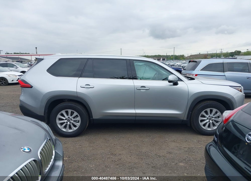 2024 TOYOTA GRAND HIGHLANDER XLE VIN: 5TDAAAB5XRS023862