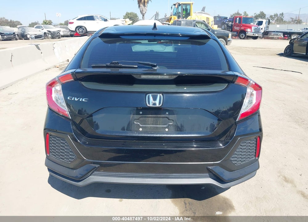 2018 HONDA CIVIC EX VIN: SHHFK7H5XJU431878