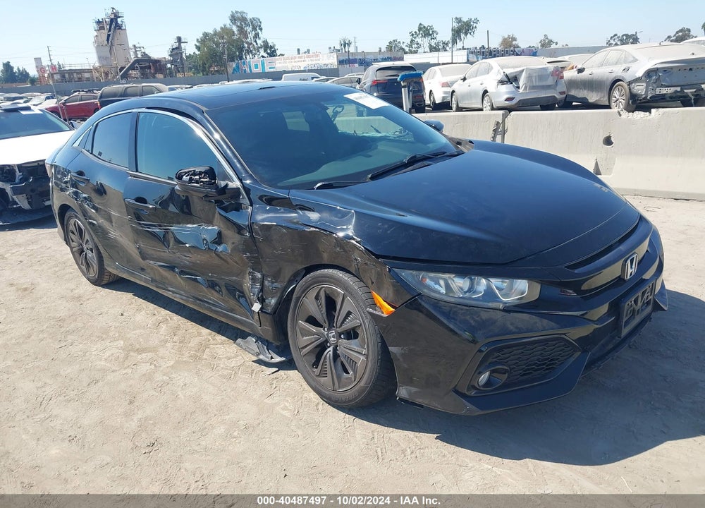 2018 HONDA CIVIC EX VIN: SHHFK7H5XJU431878
