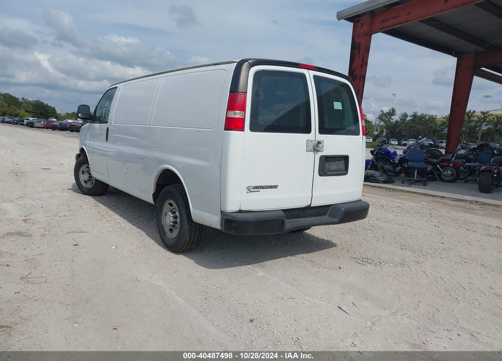 2017 CHEVROLET EXPRESS 2500 WORK VAN VIN: 1GCWGAFFXH1158892