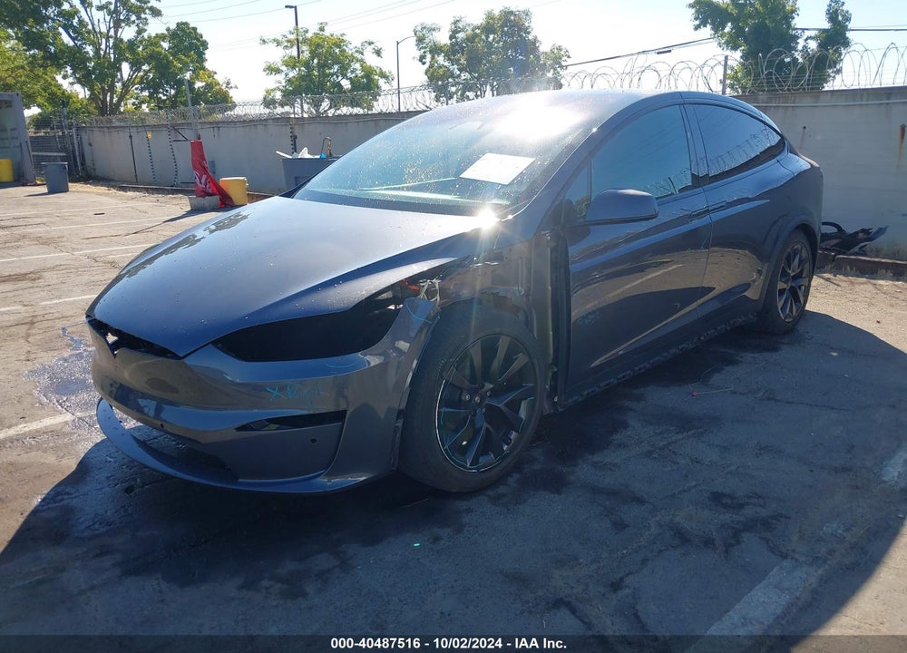 2022 TESLA MODEL X DUAL MOTOR ALL-WHEEL DRIVE VIN: 7SAXCBE56NF360942