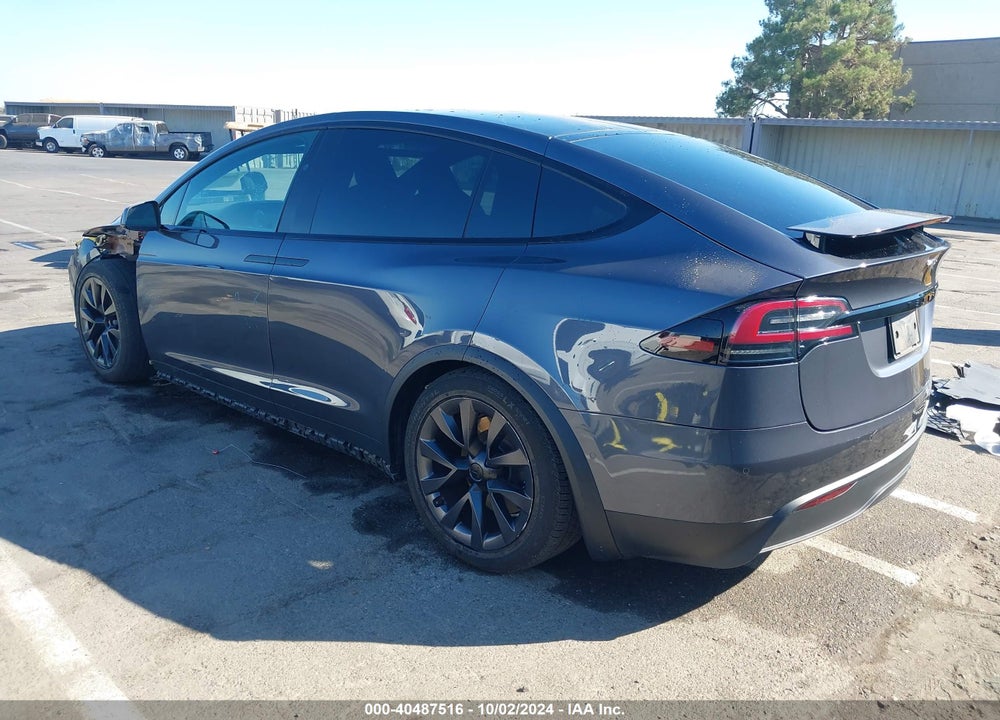 2022 TESLA MODEL X DUAL MOTOR ALL-WHEEL DRIVE VIN: 7SAXCBE56NF360942