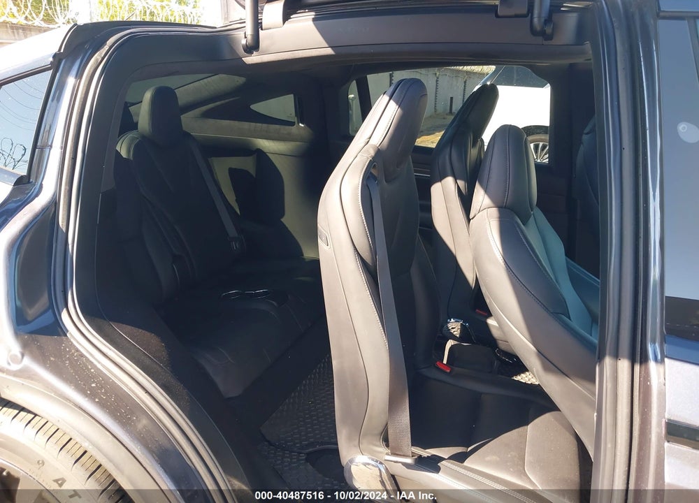 2022 TESLA MODEL X DUAL MOTOR ALL-WHEEL DRIVE VIN: 7SAXCBE56NF360942