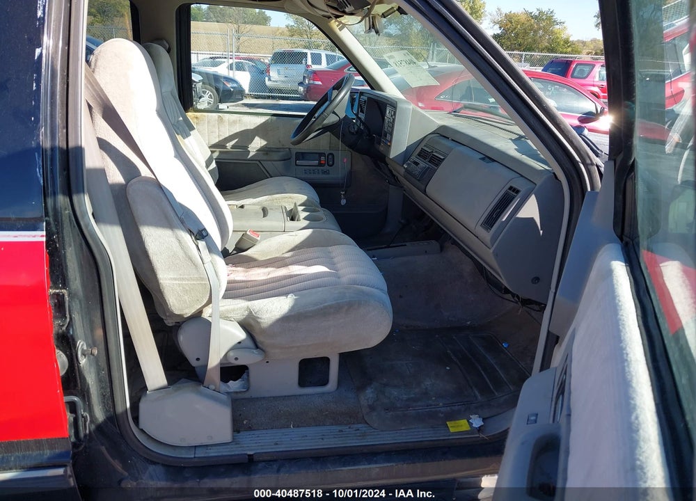 1994 CHEVROLET SUBURBAN K1500 VIN: 1GNFK16KXRJ315664