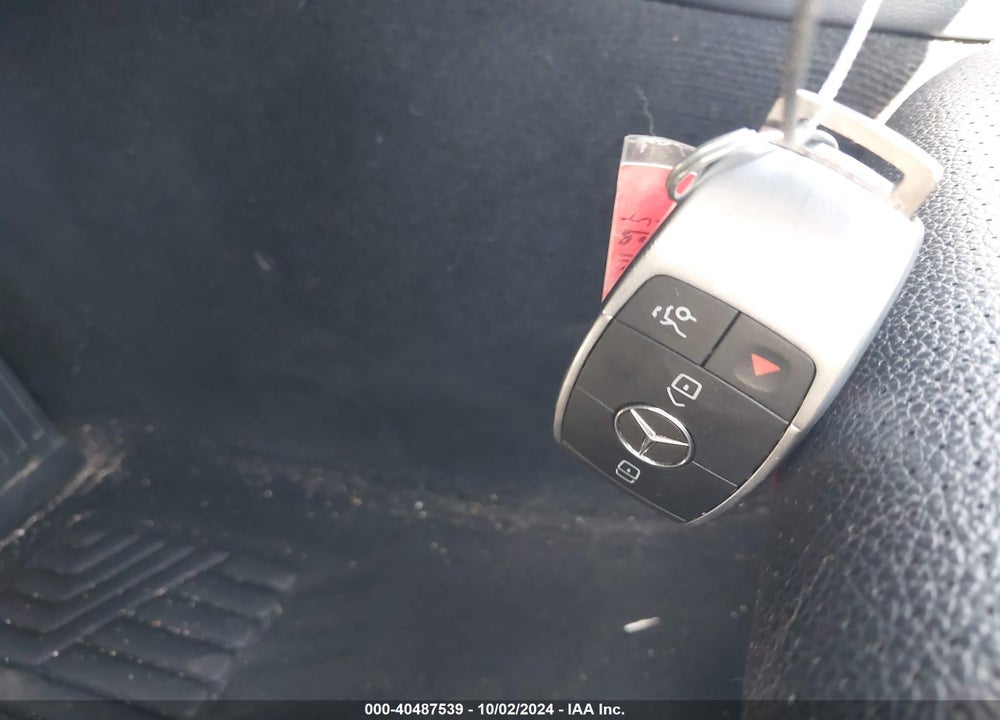 2019 MERCEDES-BENZ C 300 VIN: 55SWF8DB6KU309011