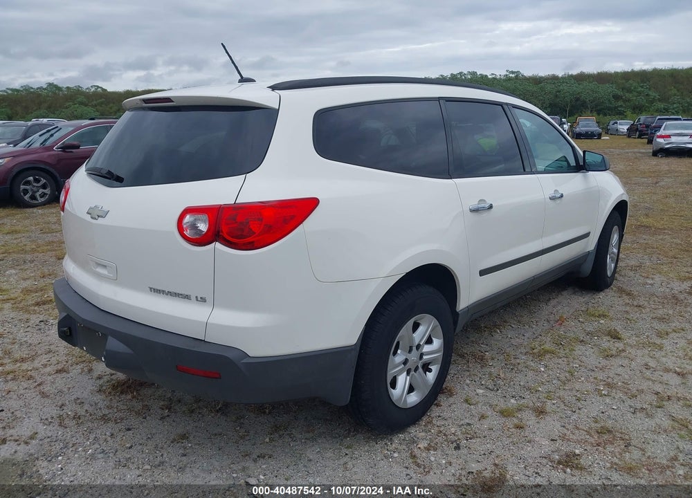 2012 CHEVROLET TRAVERSE LS VIN: 1GNKREED6CJ162602