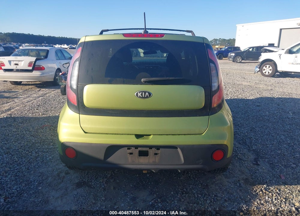 2018 KIA SOUL VIN: KNDJN2A28J7902261