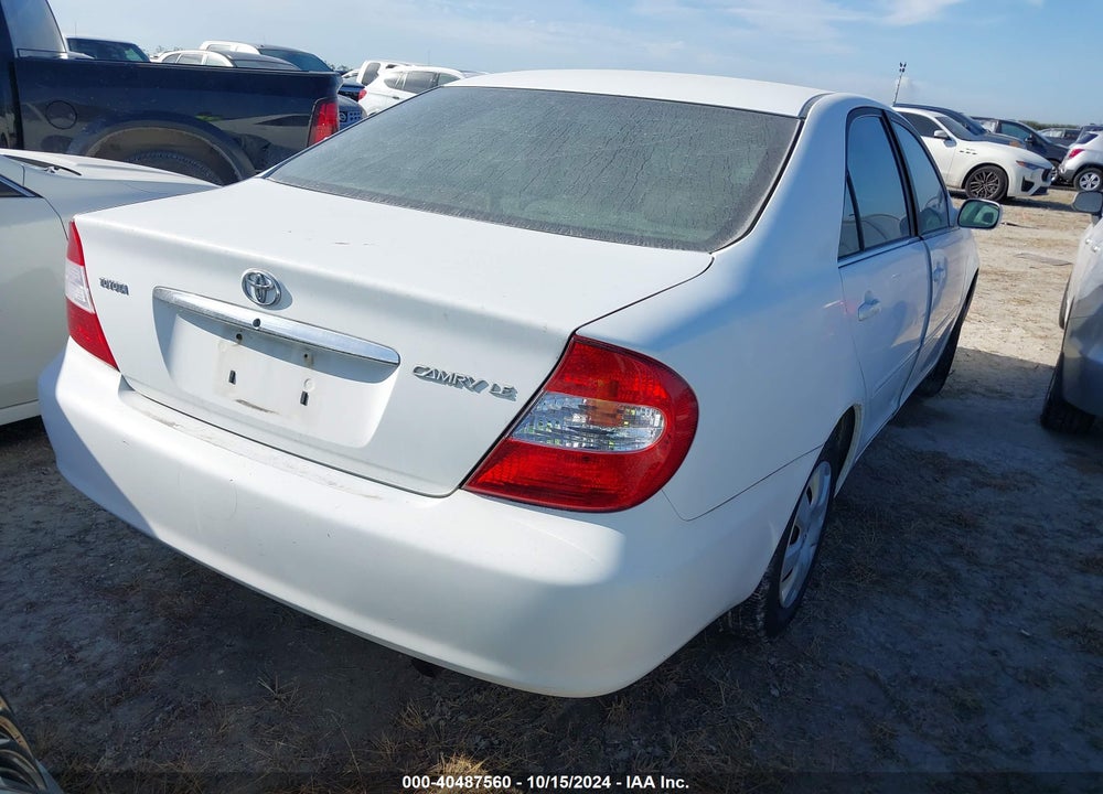 2002 TOYOTA CAMRY LE VIN: 4T1BE32K92U043527