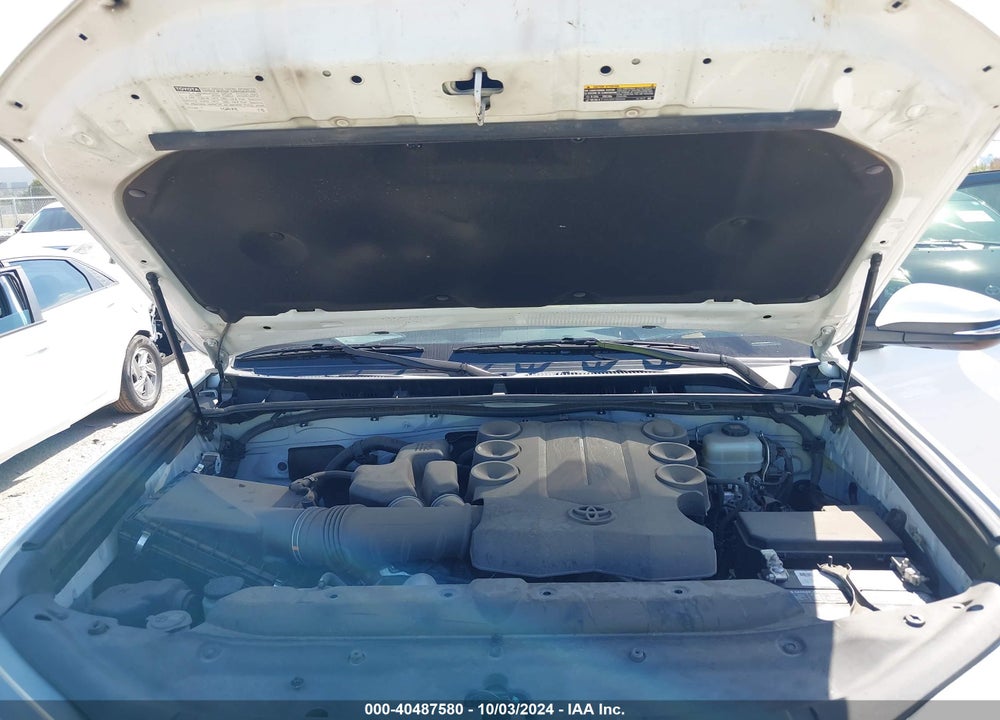 2018 TOYOTA 4RUNNER SR5 PREMIUM VIN: JTEBU5JR5J5505328