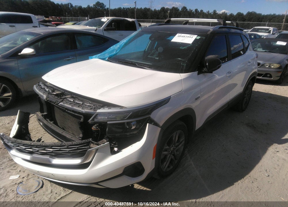 2021 KIA SELTOS S VIN: KNDEUCAAXM7195718